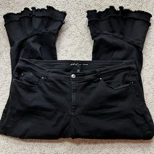 INC Tummy Control Blk Ruffle Crop Pants Sz 24W